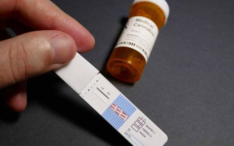 Jeden kierowca upojony alkoholem, drugi po narkotykach