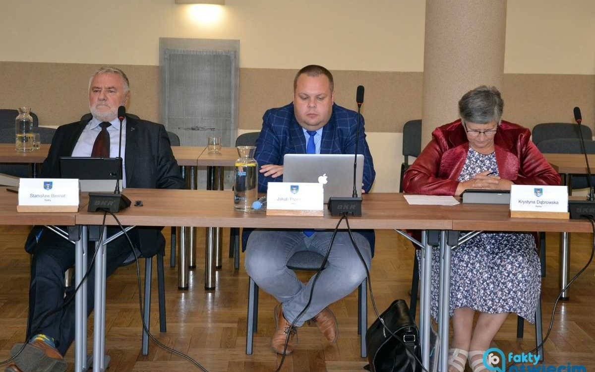 Grupa radnych: Czy prezydent kpi z pracowników?