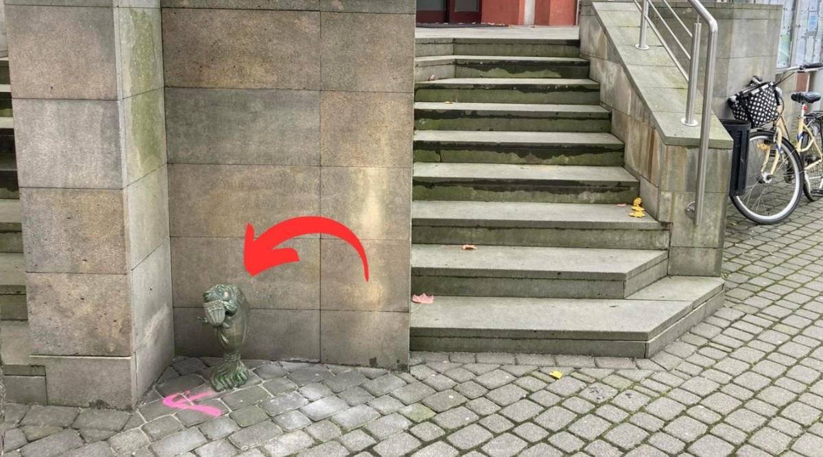 Zatorskie karpiowe posążki cieszą już turystów – FOTO