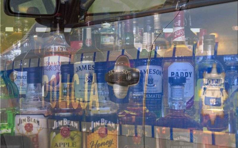 Za kradzież dwóch butelek alkoholu grozi im nawet do 10 lat więzienia