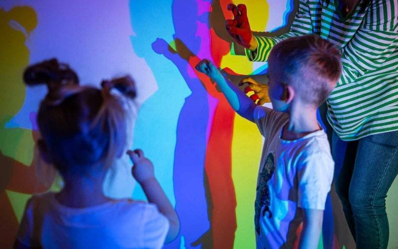 Kosmiczna przygoda w FUNZEUM: Ferie, edukacja i rozrywka w jednym