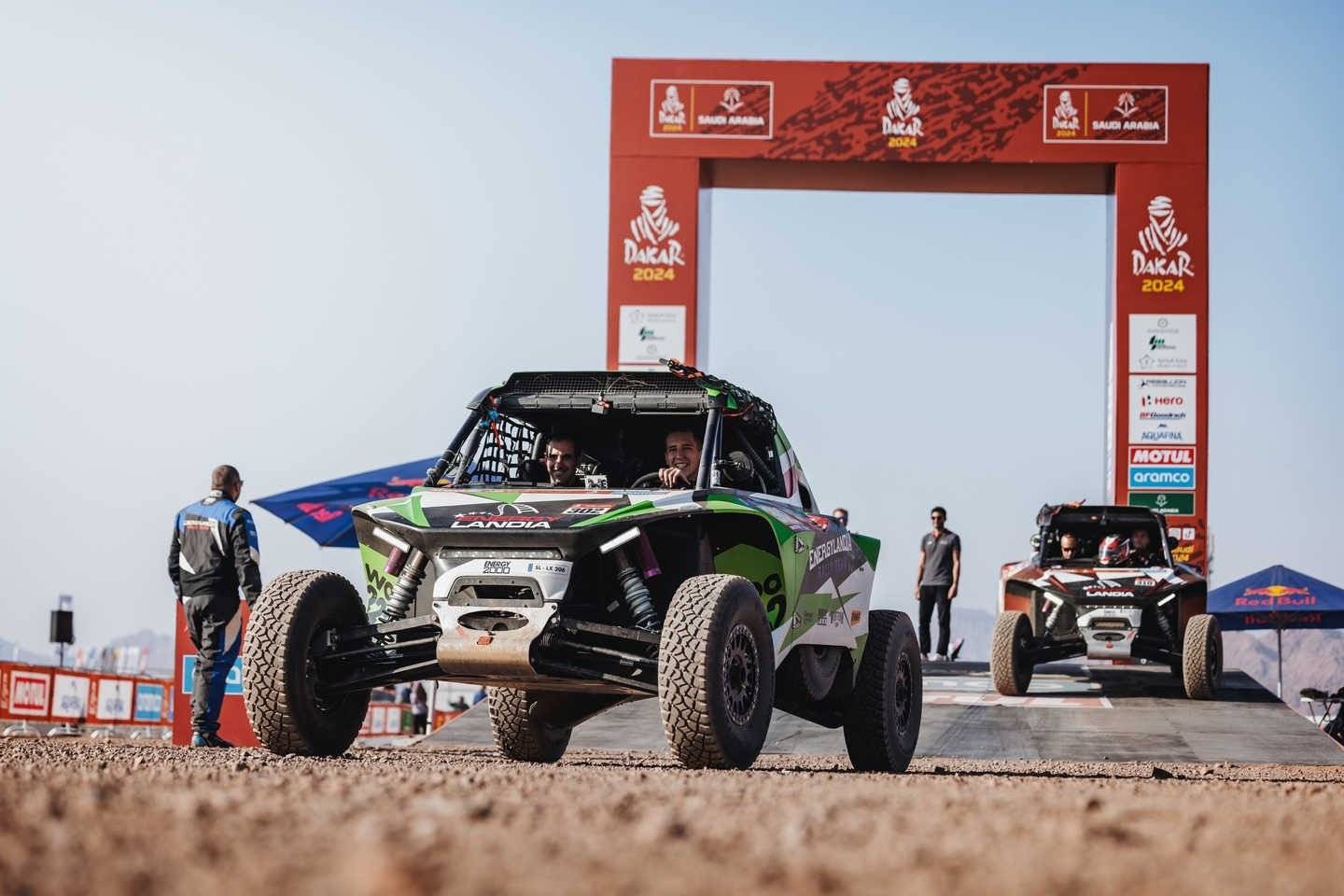 Czwarte etapowe zwycięstwo Eryka Goczała i Oriola Meny – FOTO