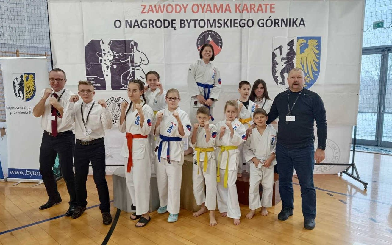 Najmłodsi adepci karate z Brzeszcz startowali w Bytomiu 