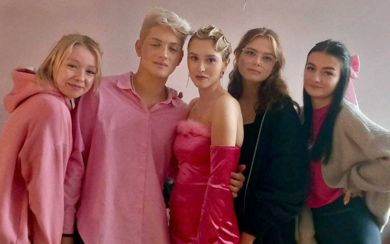 Triumf uczennic z Oświęcimia: Zwyciężyły w konkursie fryzjerstwa – FOTO