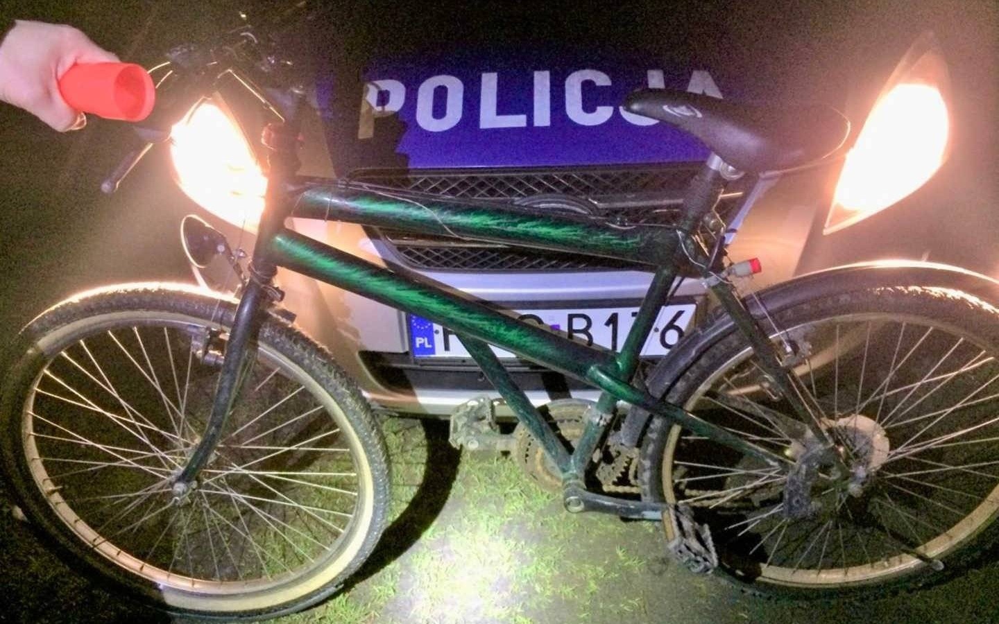 Drogi slalom rowerzystki. Grozi jej kara 30 tysięcy złotych