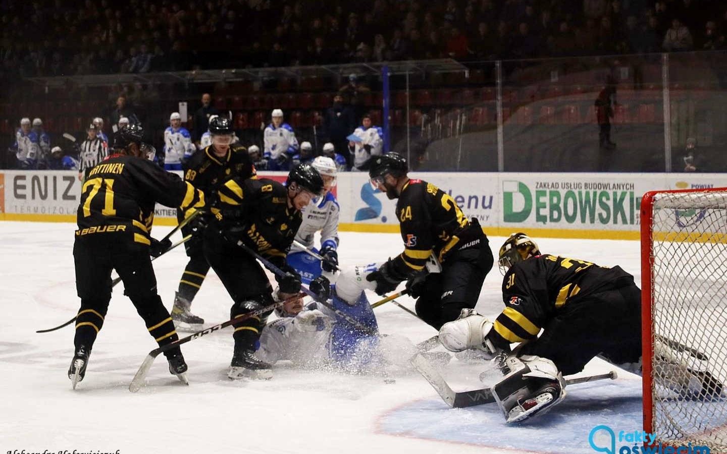 Niesamowite emocje na lodowisku – FILM, FOTO