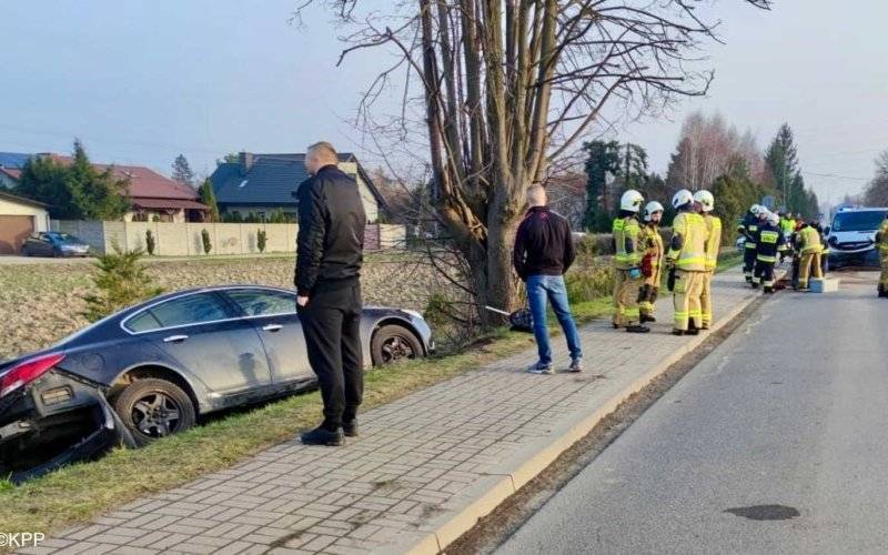 Zasnął za kierownicą