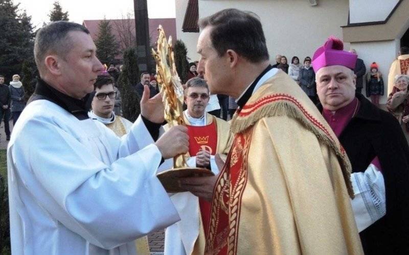 Proboszcz z Grojca apeluje o spokój wśród wiernych