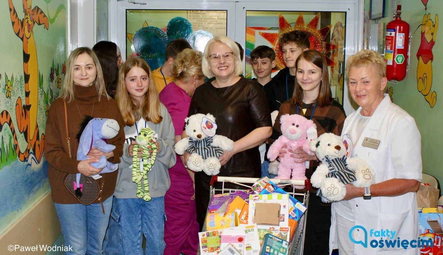 Młodzi wolontariusze młodym pacjentom – FILM, FOTO