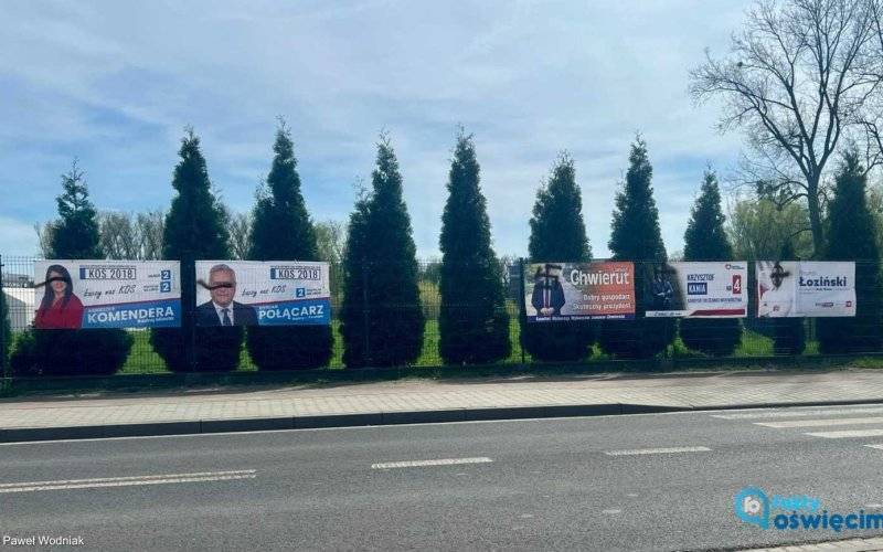 Swastyka na plakatach wyborczych w Oświęcimiu – FOTO