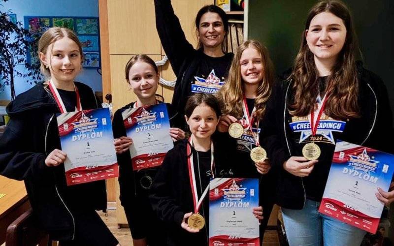 Cheerleaderki z Brzeszcz i Oświęcimia mistrzyniami Polski – FOTO