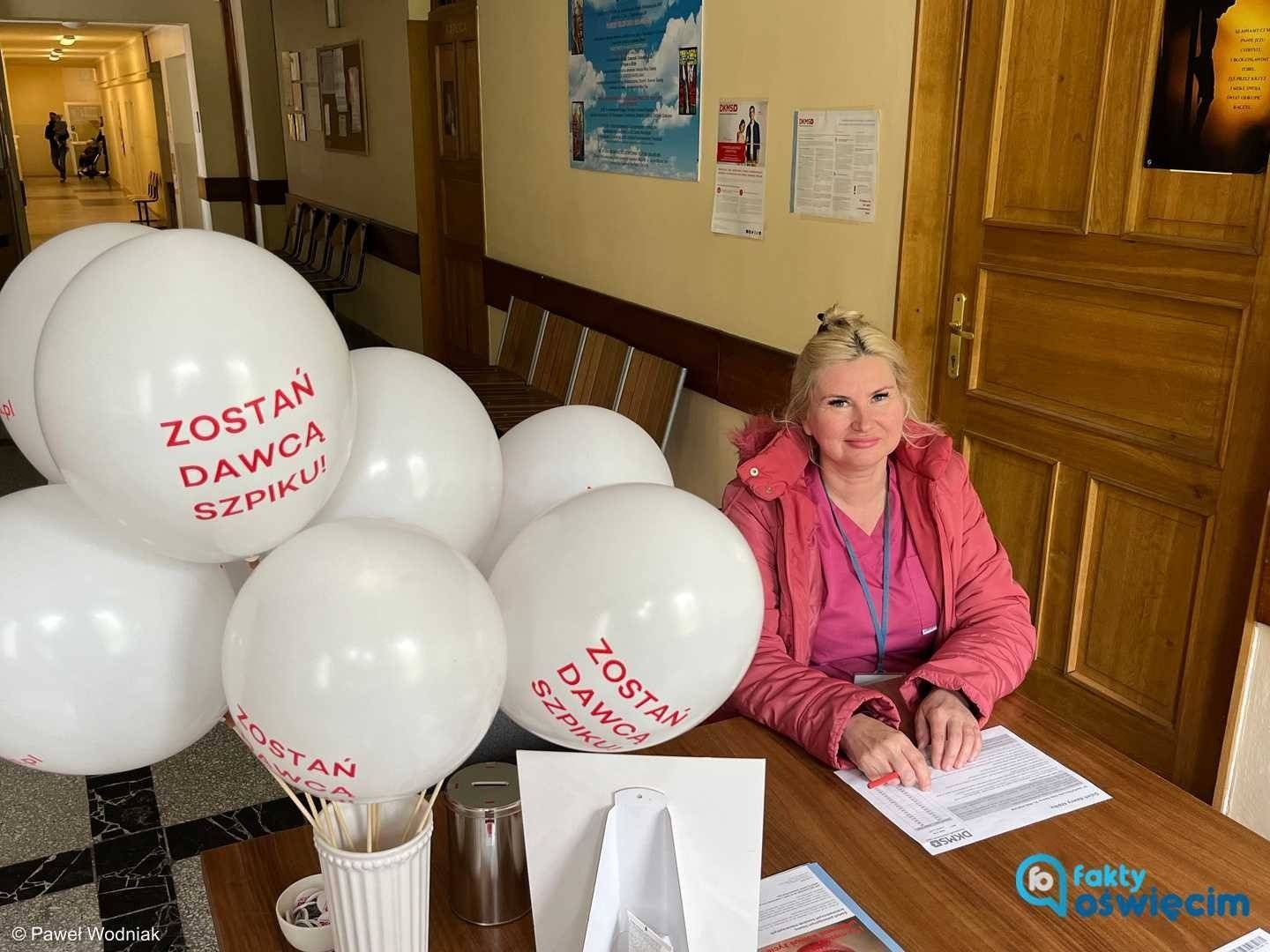 32 osoby zdecydowały się zostać bliźniakami genetycznymi