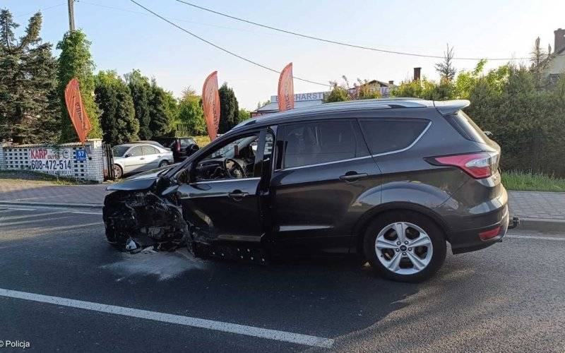 W Babicach ford uderzył w toyotę i chevroleta – FOTO