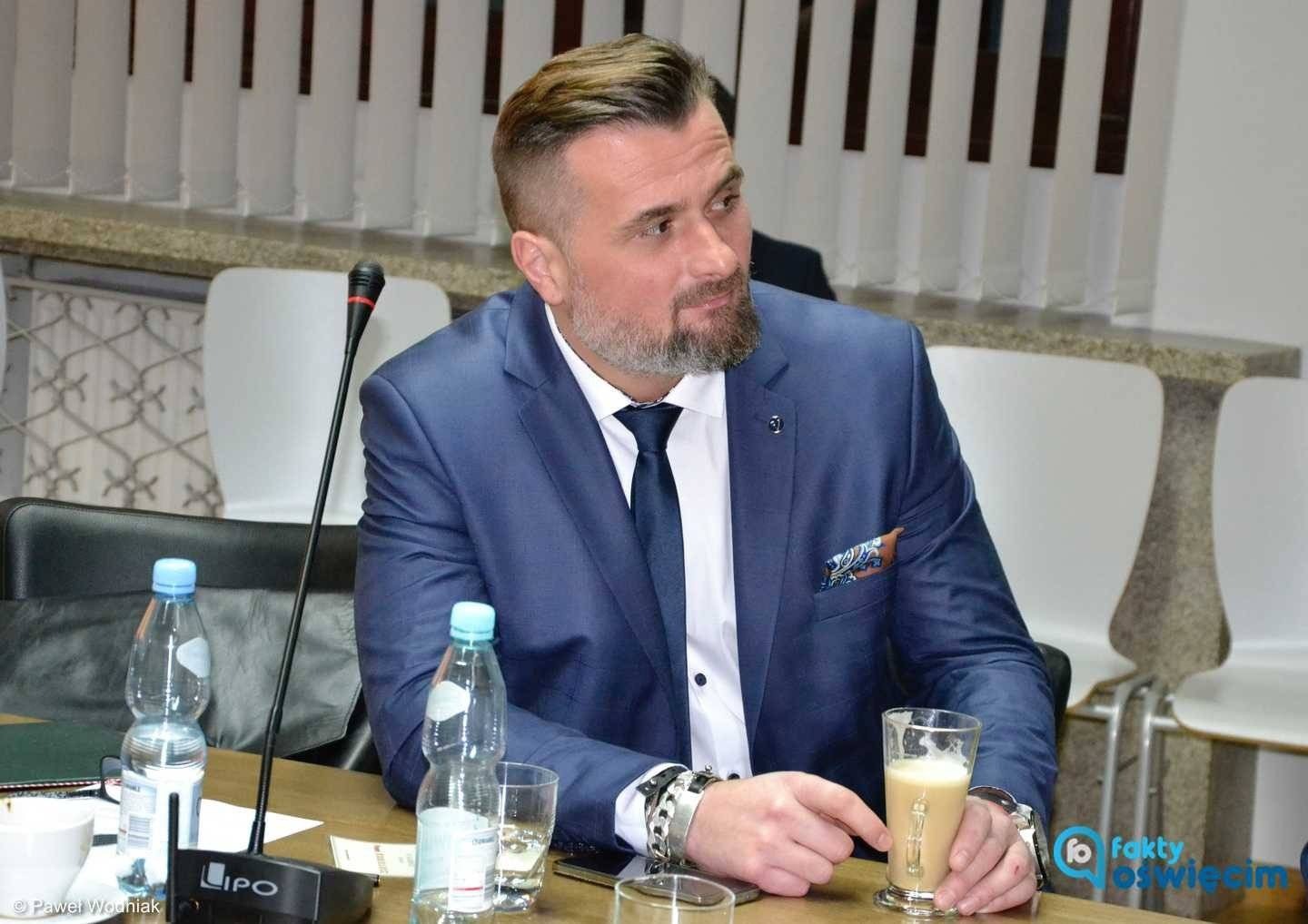 Czy Paweł Kobielusz jest powiatowi potrzebny? – FELIETON