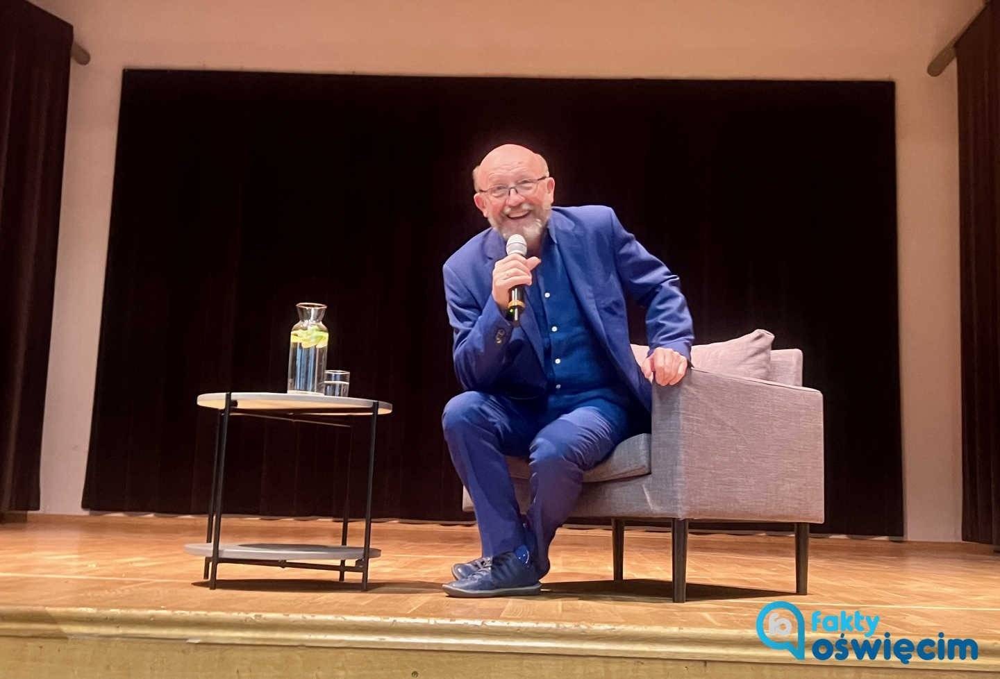 Dwie godziny śmiechu i wzruszeń z Arturem Barcisiem – FILM, FOTO