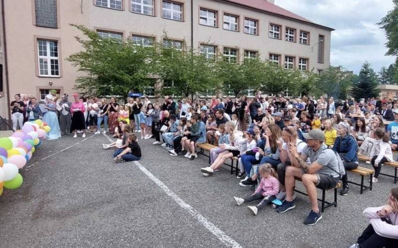 Cyrkowy piknik z Dwójką. Do zdobycia rowery, hulajnogi i inne nagrody