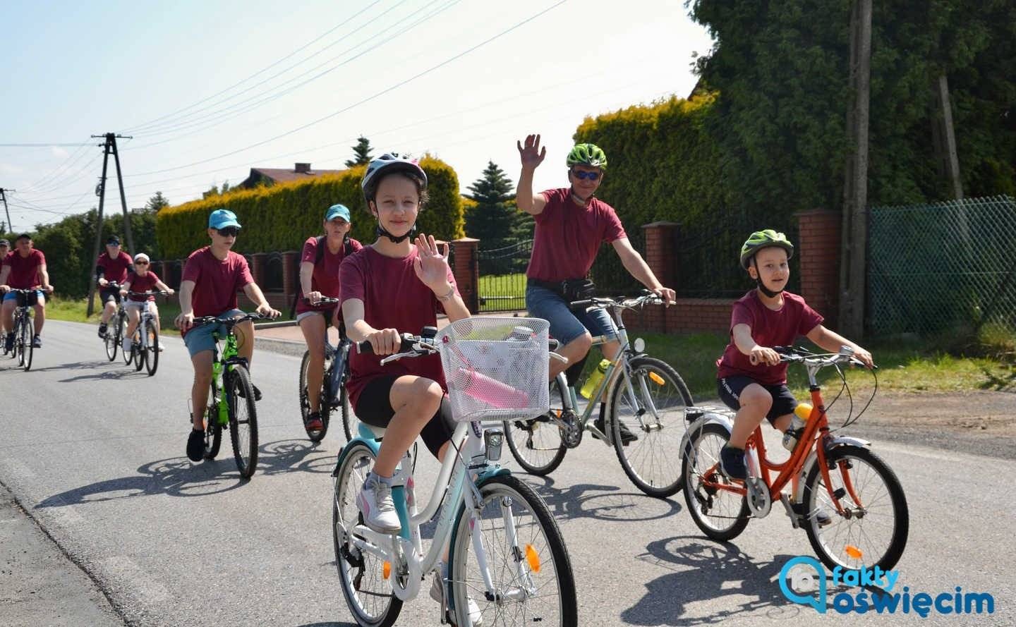 Setki uczestników na trasie rajdu rowerowego w Polance Wielkiej – FOTO