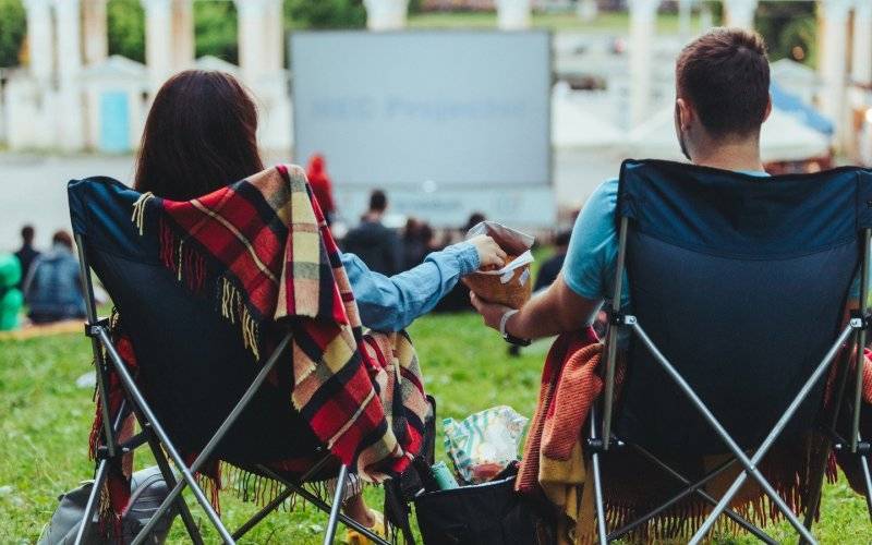 Wakacyjne Kino Plenerowe. Filmowe wieczory w Oświęcimiu i Laskowej