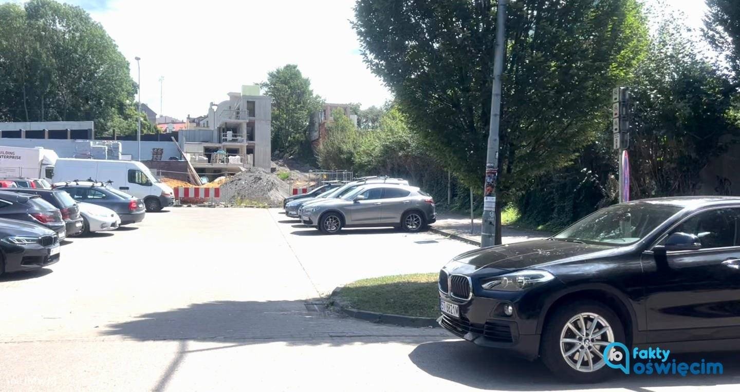 Wkrótce zniknie stary parking na Bulwarach – FILM
