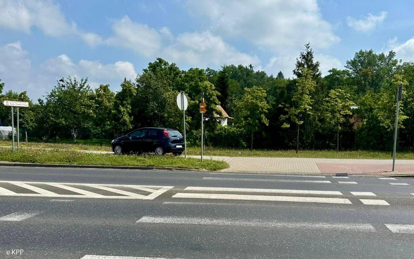 Potrącenie rowerzystki w Oświęcimiu. 56-latka trafiła do szpitala – AKTUALIZACJA