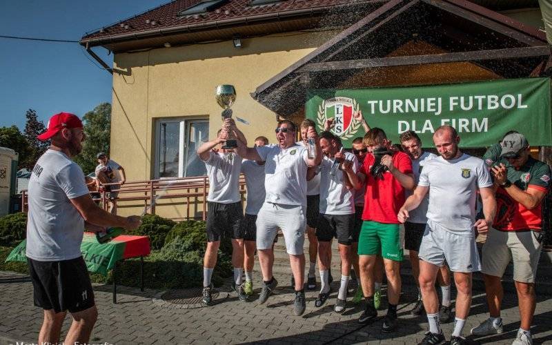Jak dobry futbol, to tylko z Faktami Oświęcim – FILM, FOTO