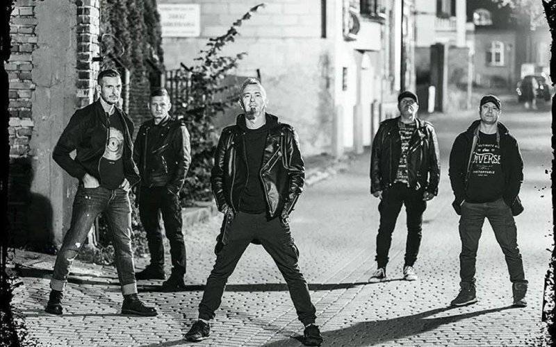 Stare Dziady zagrają w Oświęcimiu. Rock&roll punk na żywo