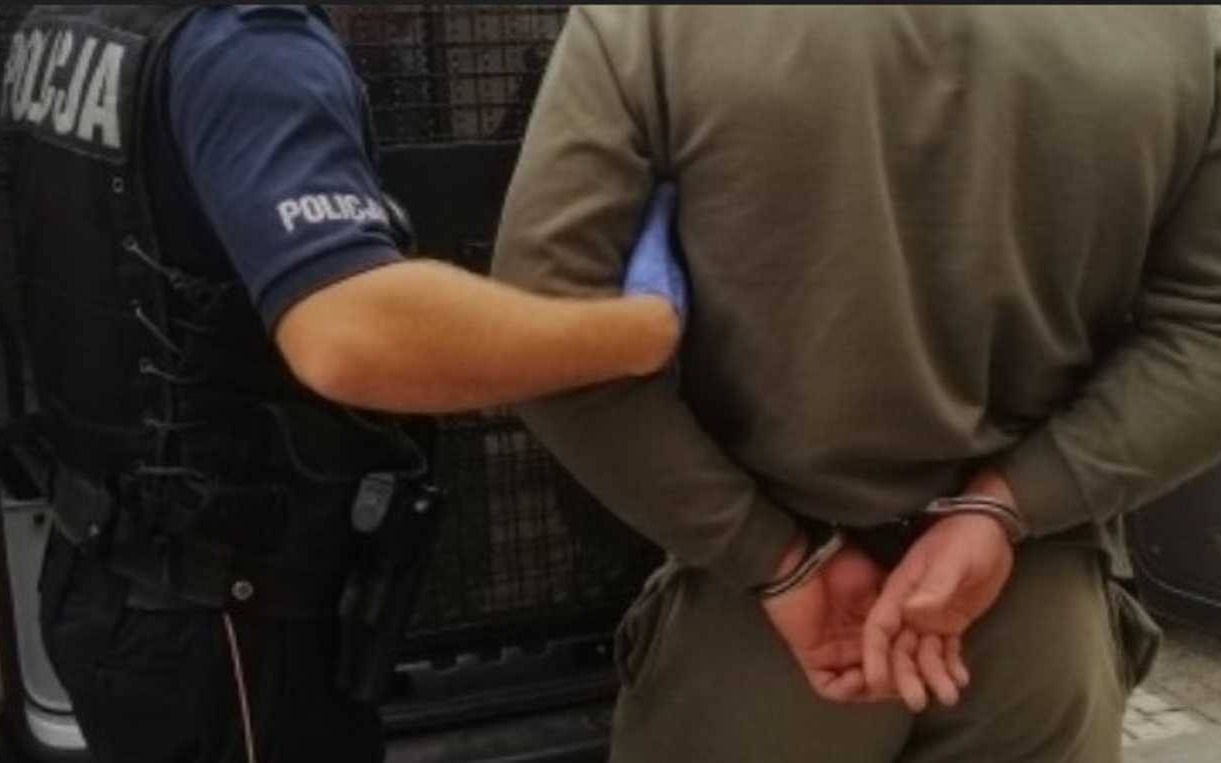 Okradał sklepy, gnębił ekspedientki. Poszedł siedzieć