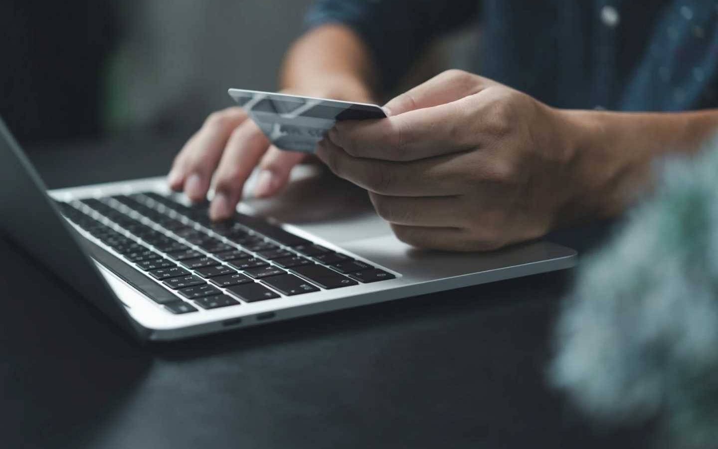 Oszuści wyłudzili 90 tysięcy metodą na policjanta i prokuratora