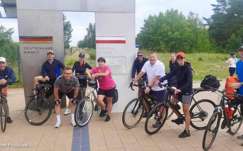 Pełna mobilizacja, czyli na rowerach dla unitek – FILM, FOTO