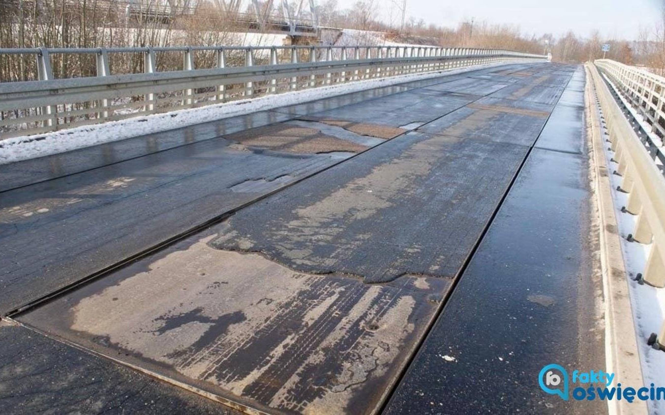 Most Bronisław po badaniach technicznych znów otwarty dla ruchu