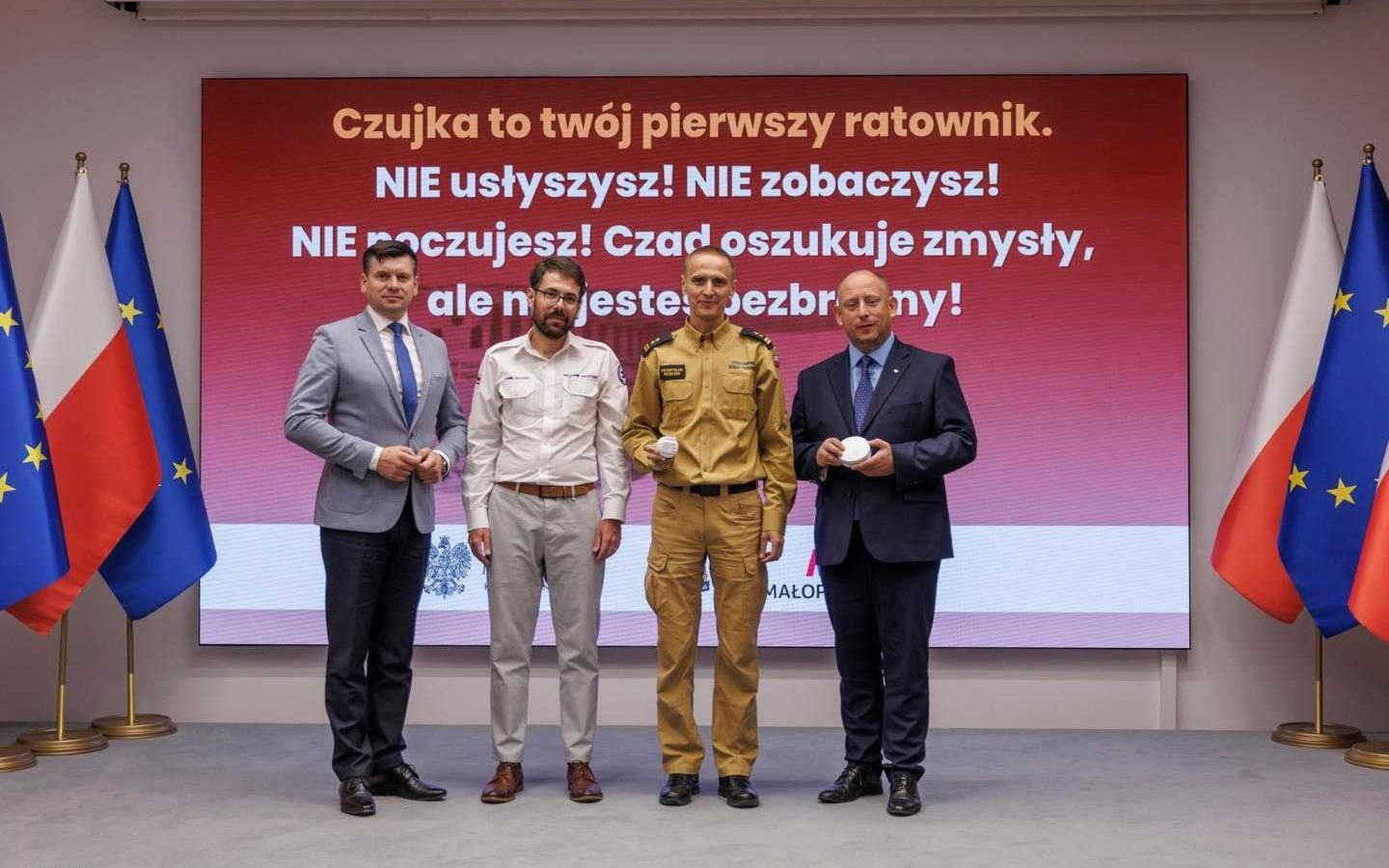 Czad oszukuje zmysły, czujka to pierwszy ratownik – FILM