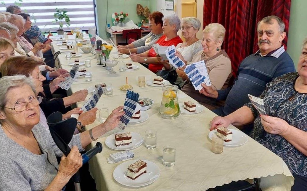 Seniorzy z Oświęcimia uczą się, jak uniknąć oszustw i wyłudzeń