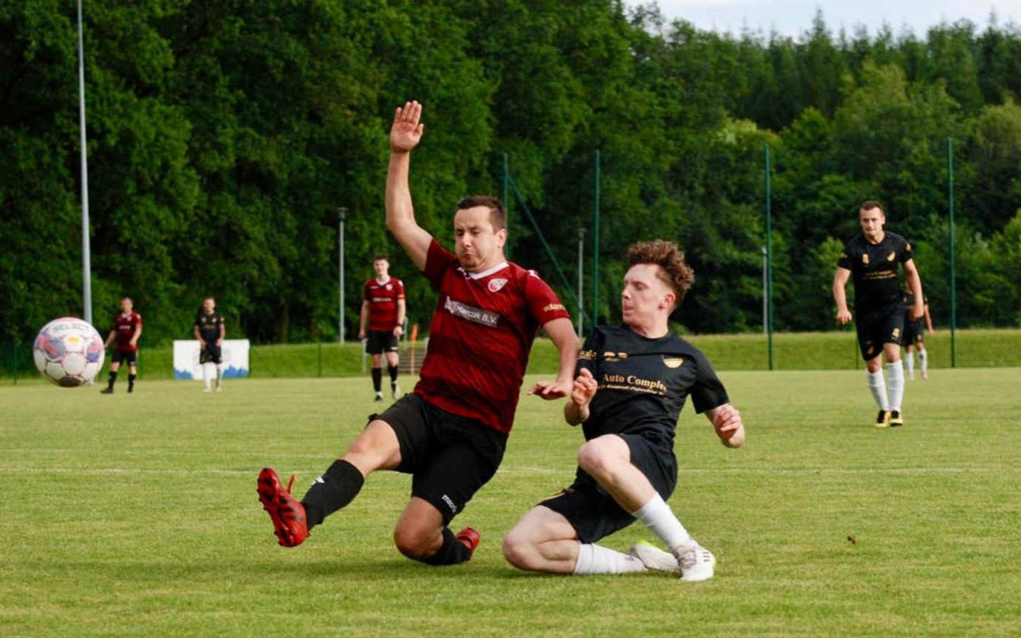 Brzezina o krok od mistrzostwa jesieni. Derby w Chełmku