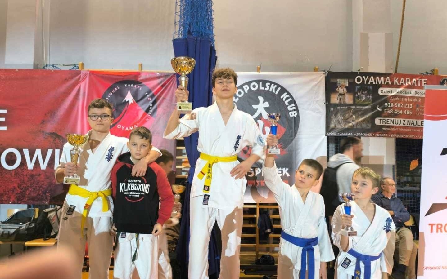 Cztery krążki oświęcimian – FOTO