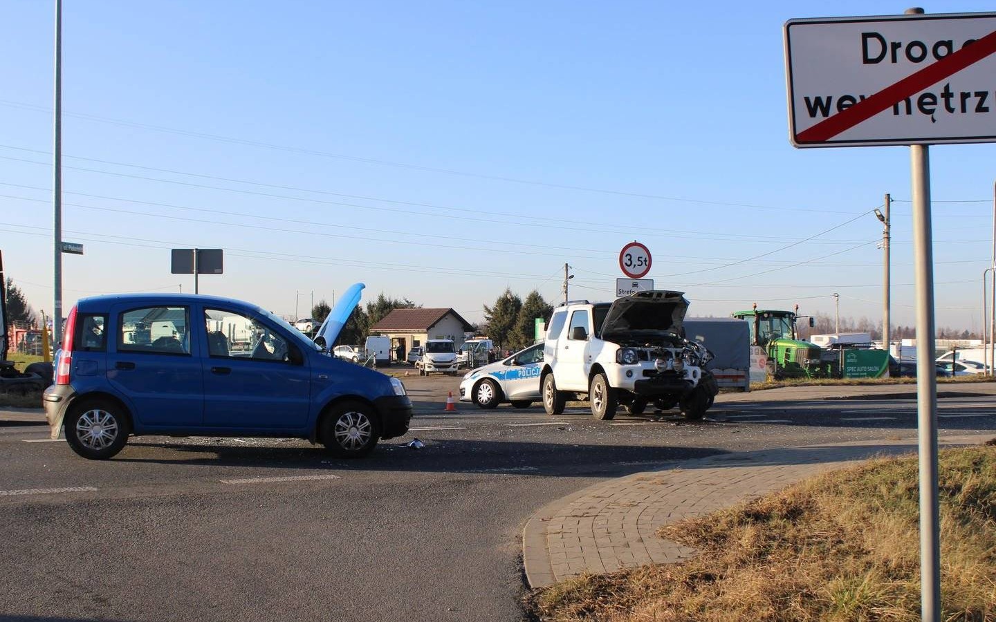 74-latka ranna w wypadku drogowym – FOTO