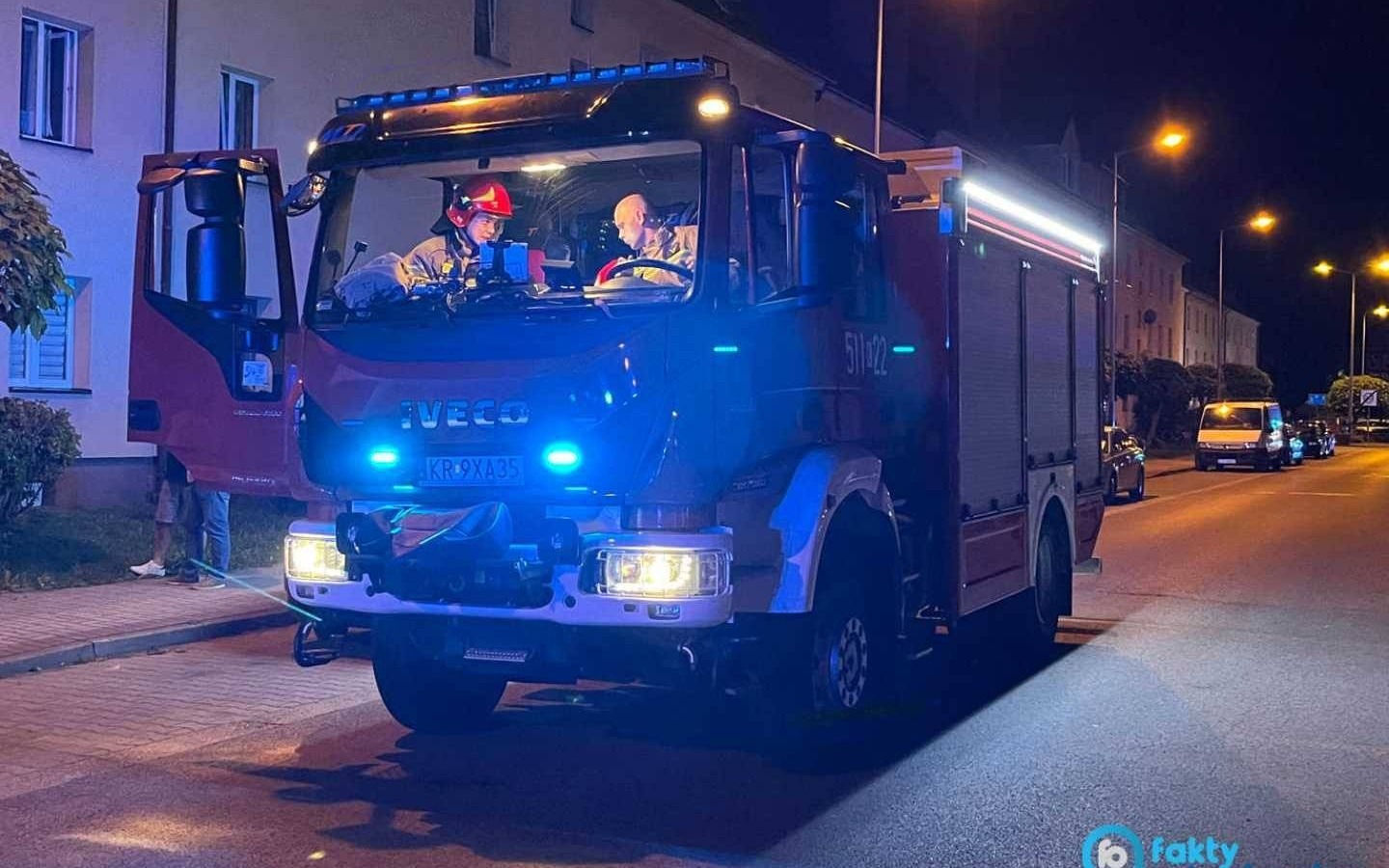 Strażacy mieli wyważyć drzwi, ale włamywacz znalazł klucze