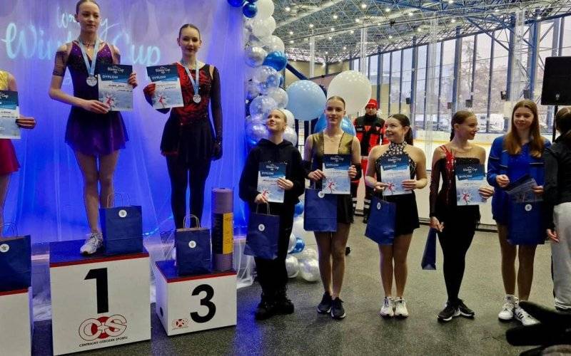 Oświęcimscy łyżwiarze w Warszawie i Turynie – FOTO
