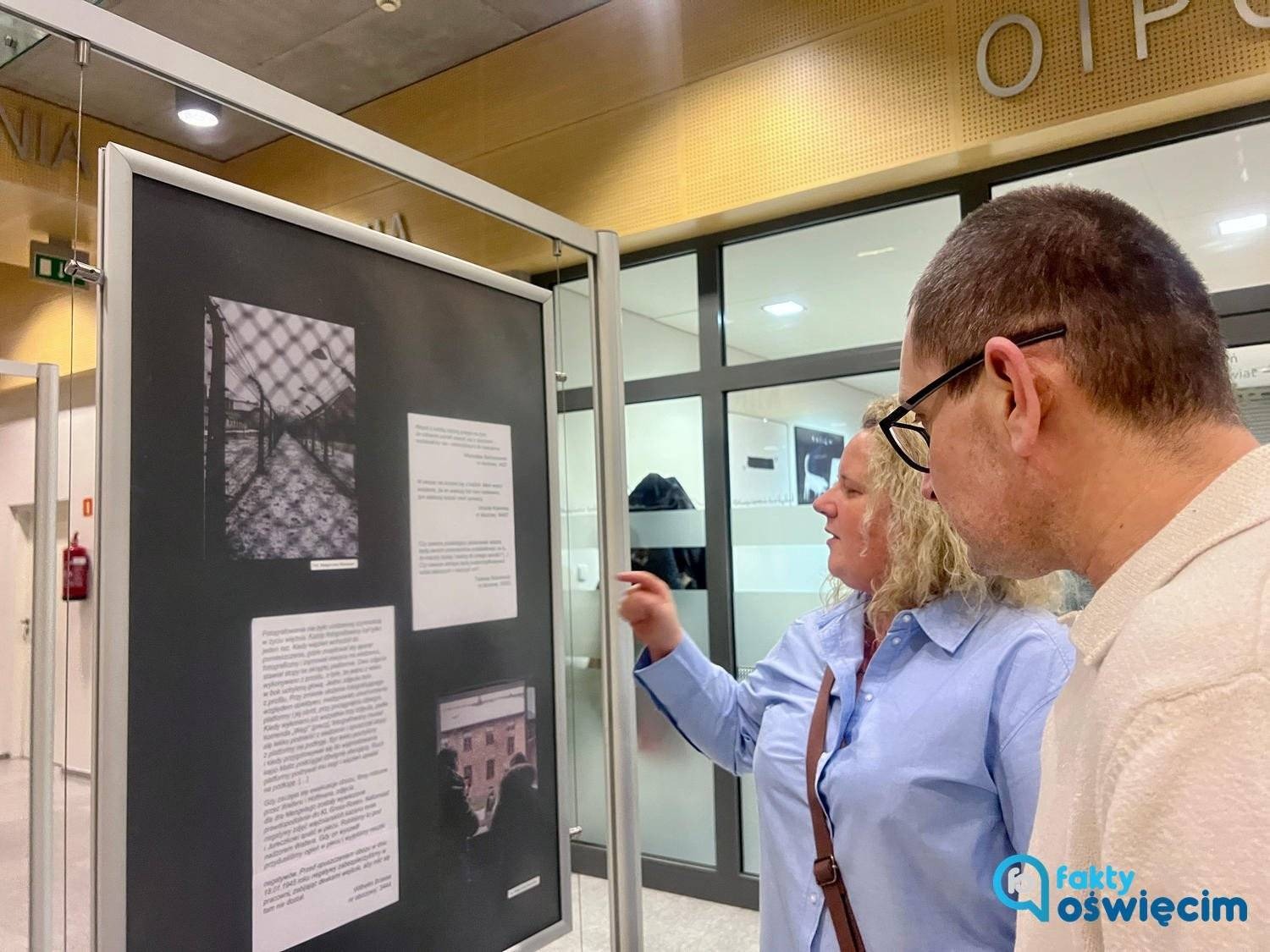 Auschwitz w obiektywie. Wystawa dostępna do końca lutego – FILM, FOTO