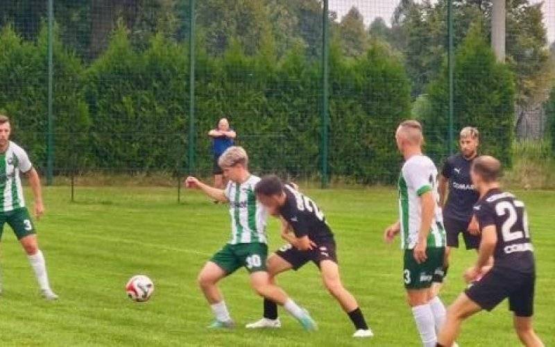 Rezerwy Białej Gwiazdy na drodze Jawiszowic