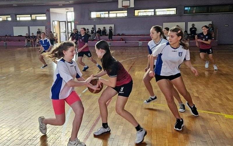 Koszykarki z Brzezinki najlepsze w gminnych igrzyskach – FOTO