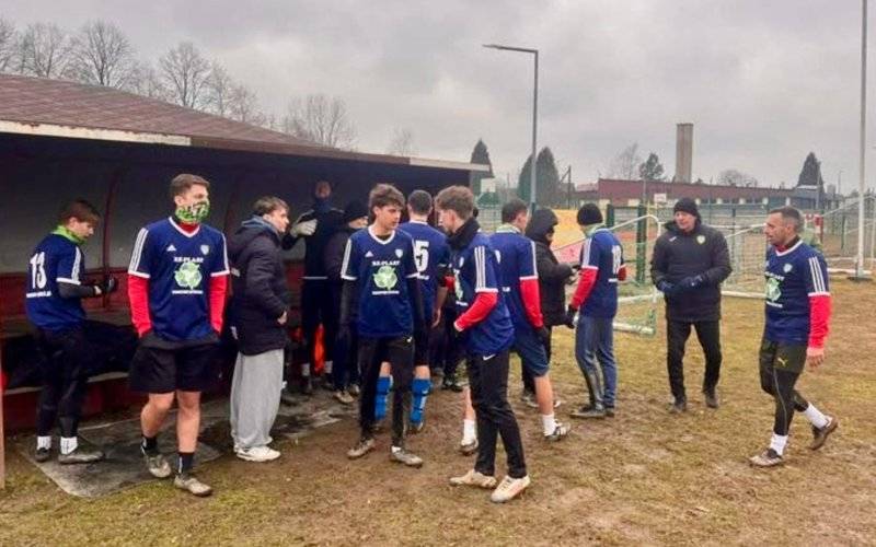 Pięć zwycięstw w sześciu sparingach Rajska