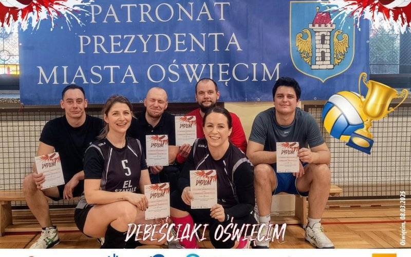 Piłka siatkowa w kształcie serca – FILM, FOTO