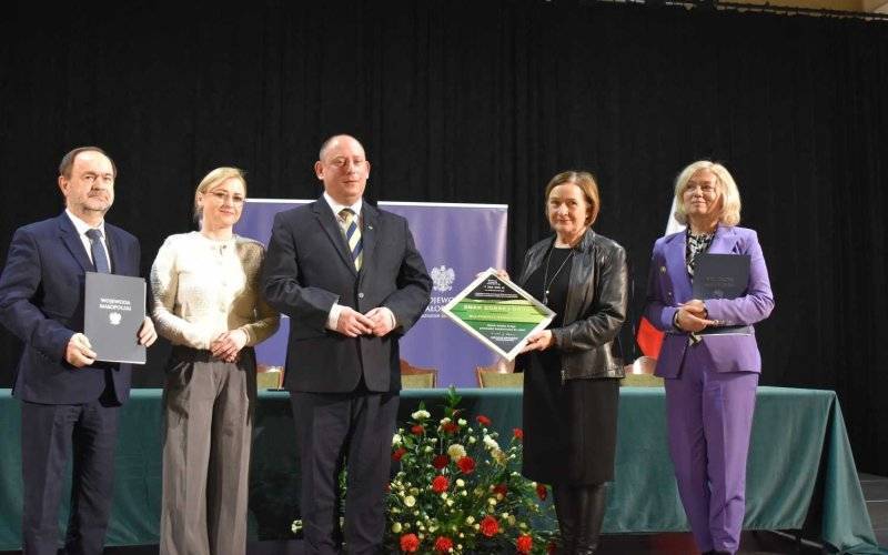 Fakty z powiatu: Rządowe pieniądze na budowę i remonty dróg