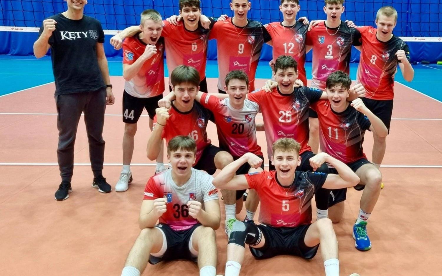 Kęczanie grają w Połczynie-Zdroju. Stawką półfinał