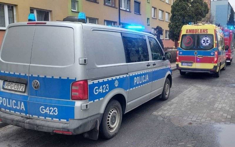 Wyważyli drzwi, żeby dostać się do seniorki