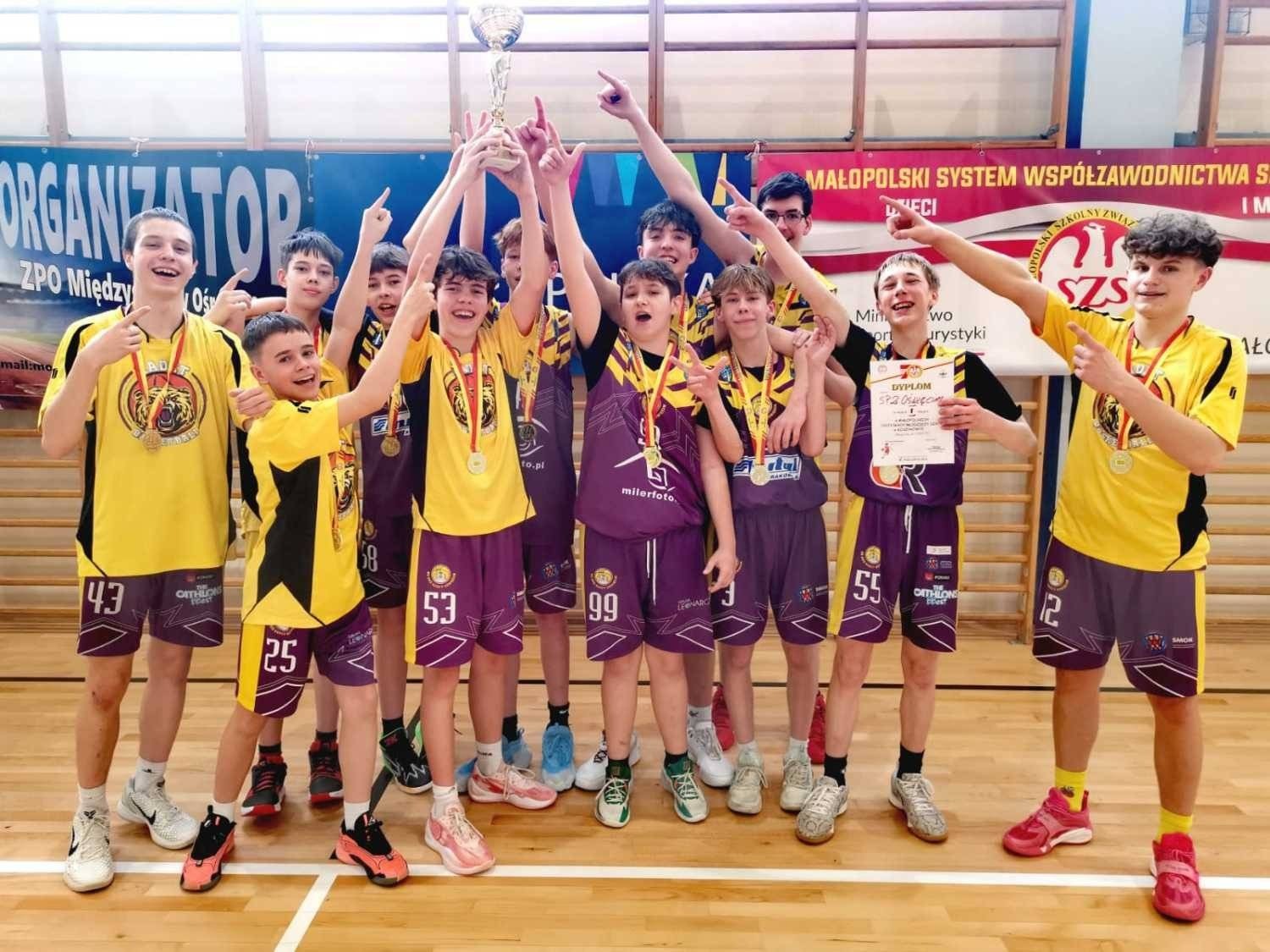 Najlepsi pod małopolskim koszem grają dalej