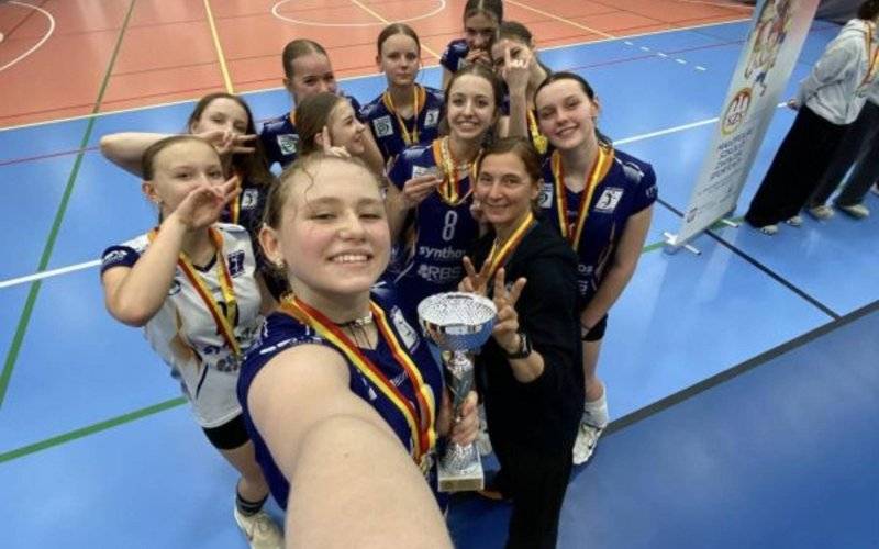 Setbolówki w srebrnym kolorze – FOTO