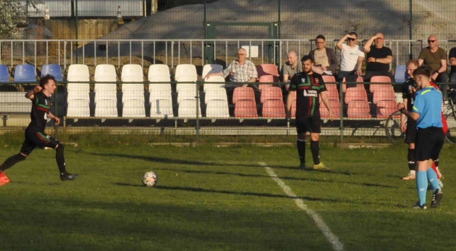 Strzeleckie fajerwerki w Kętach i Włosienicy