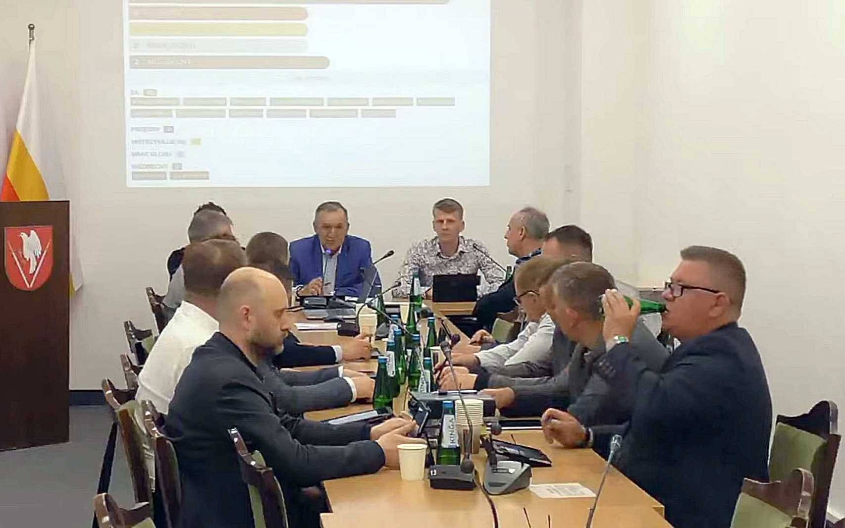 Rada Gminy w Przeciszowie rozsupłała węzeł gordyjski