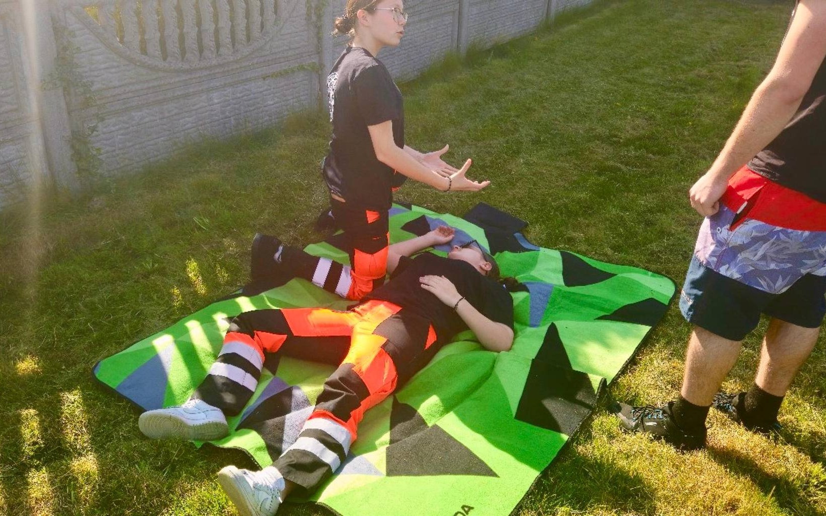 Bezpieczna Majówka z młodymi ratowniczkami – FOTO